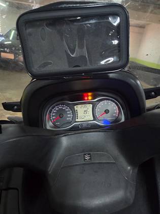 SUZUKI BURGMAN 650 EXECUTIVE SUZUKI BURGMAN 650 EXECUTIVE